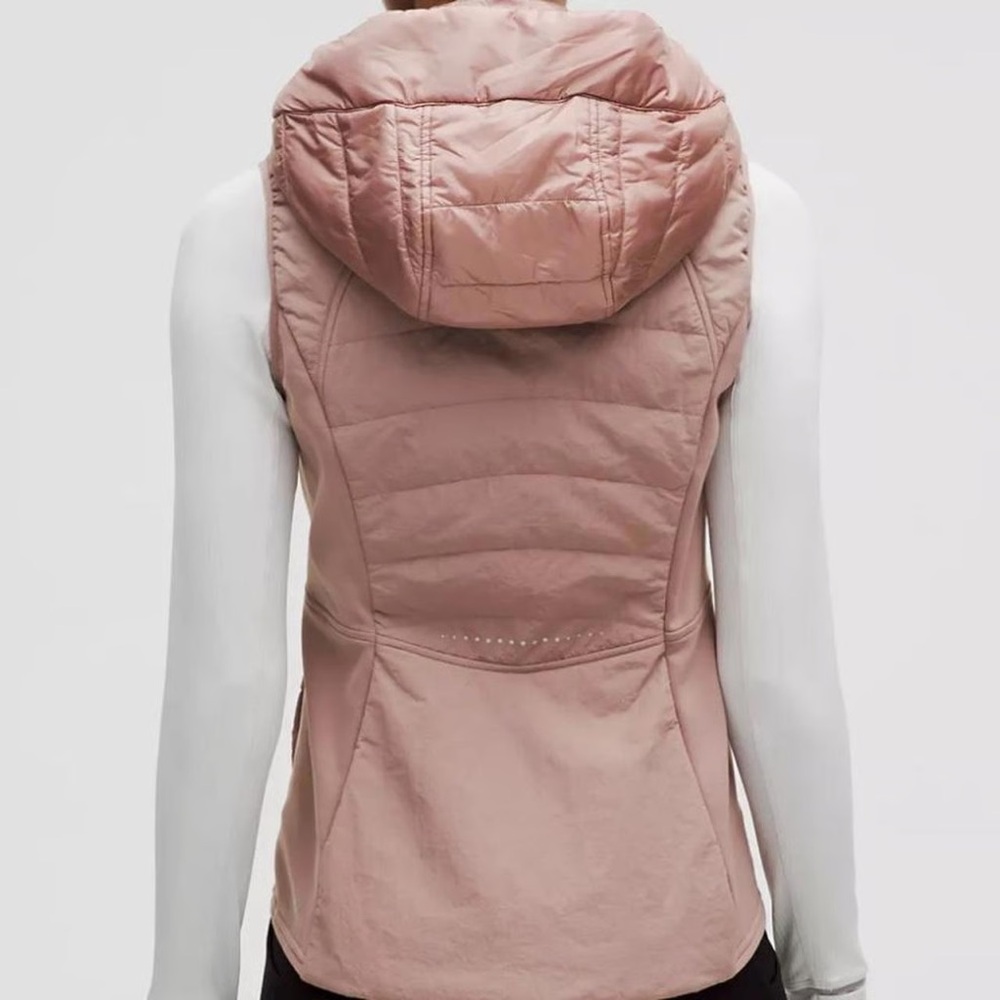 Lululemon Women's Quilted Vest - Picture 2 of 8